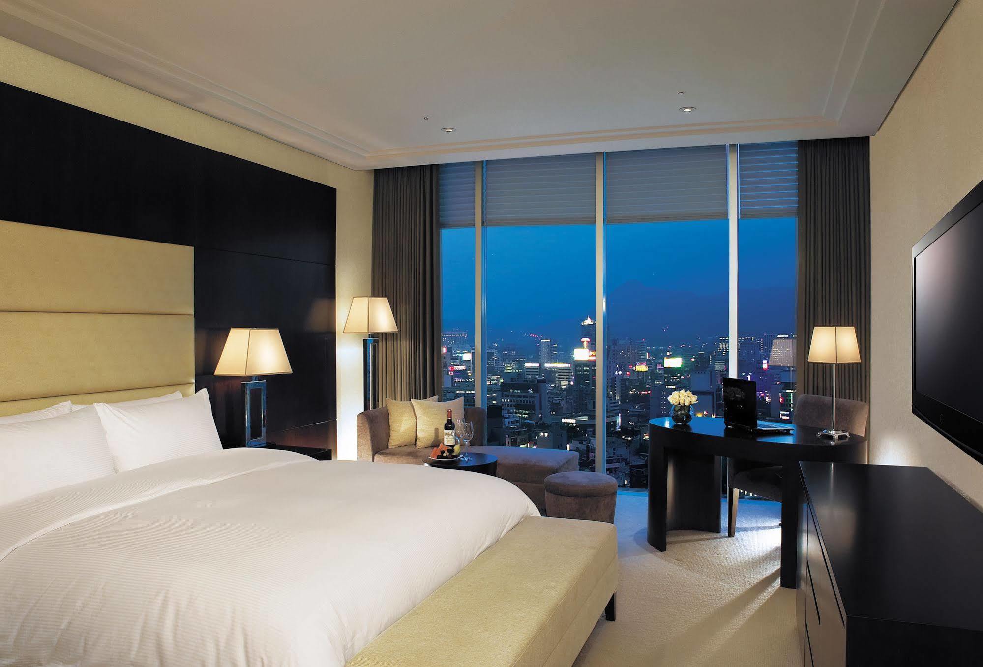 Ramada Plaza By Wyndham Gwangju Hotel Gwangju Metropolitan City Exterior foto